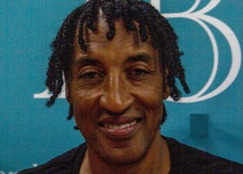 Scottie Pippen’s Appeal Vs. Michael Jordan Shown In Awkward TV Sitcom Appearance – Sports Illustrated