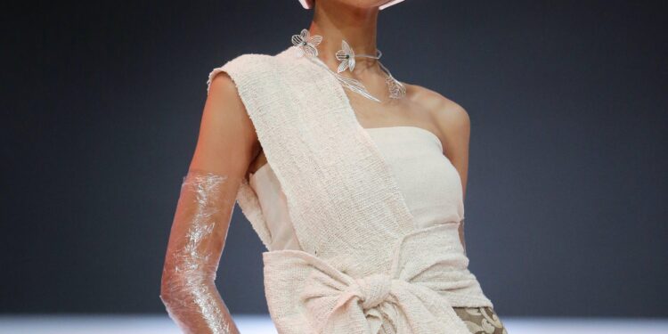 Indonesia fashion sector hopes US tariff talks will aid transparency – Just Style
