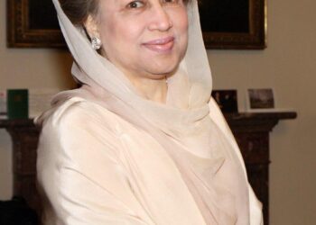 Ex-leader Khaleda Zia returns to Bangladesh at ‘crucial time for democracy’ – Al Jazeera