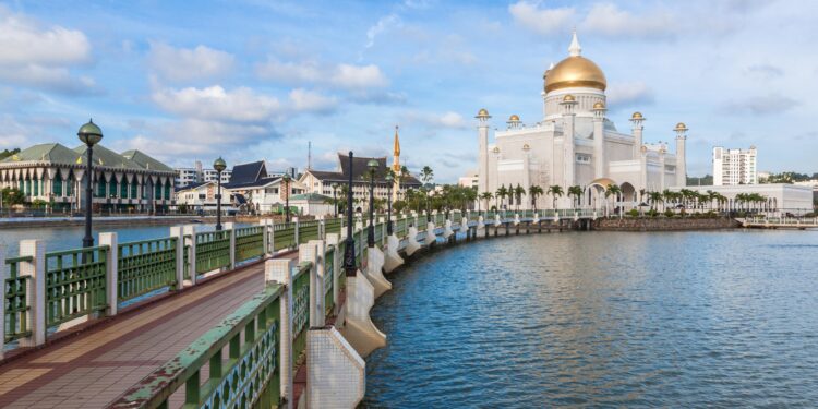 Brunei: UN Human Rights Council calls on government to repeal and review restrictive laws – Civicus Monitor