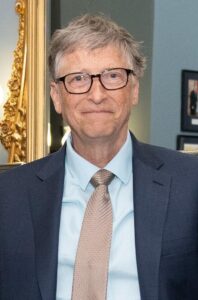 Bill Gates tries durian during trip to Singapore – VnExpress International