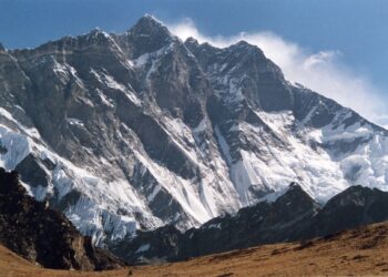 Indian, Romanian climbers die on Lhotse peak in Nepal – The News International