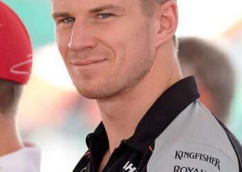 Nico Hulkenberg disqualified from Bahrain Grand Prix over skid block breach | Formula 1® – Formula 1
