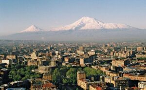 Armenia, EU top officials arriving at Yerevan Dialogue venue – NEWS.am