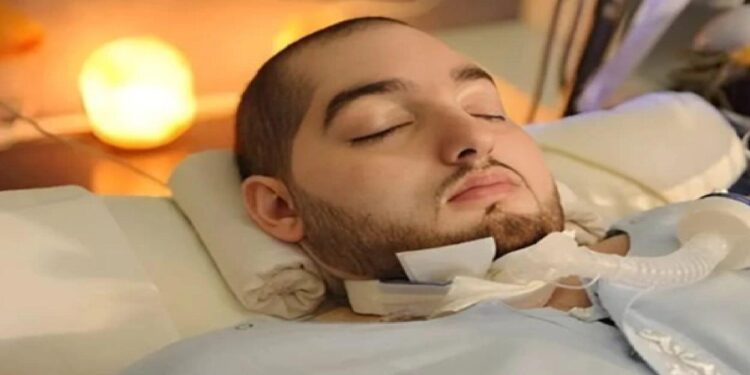 Saudi ‘Sleeping Prince’ wakes up after 20 years in coma? Truth behind viral video | Trending – Hindustan Times – Hindustan Times