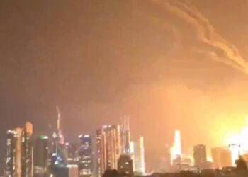 Live Updates: Israel Launches New Strikes on Iran as Trump Calls for Resolution – The New York Times