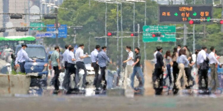 [Minute to Read] S. Korea’s heat wave begins with Seoul’s tropical night – 조선일보