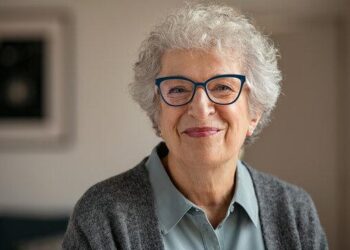 ‘They Come at You’: The Grandmothers Playing Rough at a Kids’ Sport – The New York Times