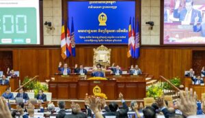 Cambodian lawmakers pass constitutional amendment allowing government to revoke citizenship – MSN