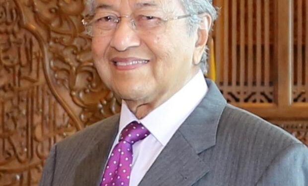 Through the Lens: Malaysia’s Mahathir turns 100 and Japan’s emperor visits Mongolia – Nikkei Asia
