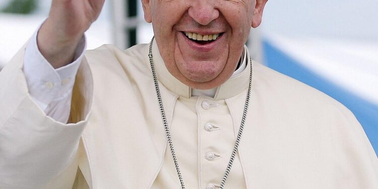Pope lands in East Timor for first papal visit since independence – RFI