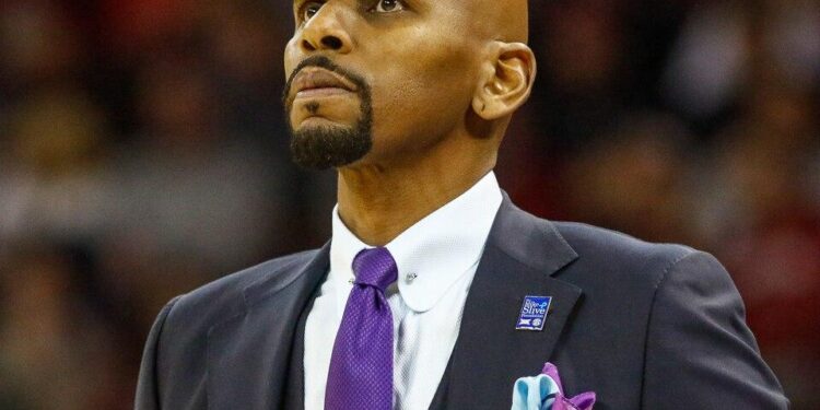 Stackhouse reveals he played one-on-one against MJ in college: “It was an experience I will never forget” – Basketball Network
