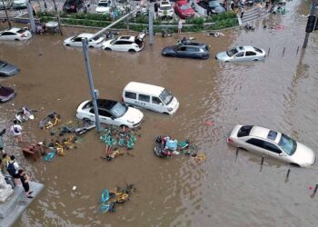 At least 280 people killed by flash floods in India and Pakistan, with scores still missing – CBC
