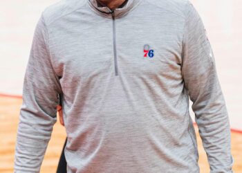 Doc Rivers studies Giannis Antetokounmpo closely in Cyprus – TalkBasket.net