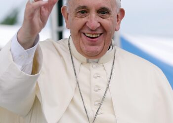 Pacific News Minute: Pope Francis visit to East Timor draws 600,000 people – Hawaii Public Radio