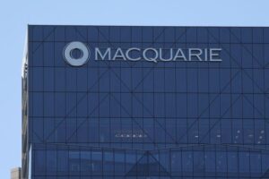 Macquarie seeks to set up base in Saudi Arabia after preliminary deal with PIF – MarketScreener