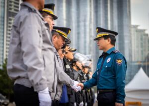 Busan Police Officer Rescues Two Victims in Cambodia – 조선일보
