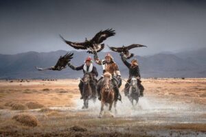 Meet the eagle hunters of Mongolia – Travel Weekly Asia