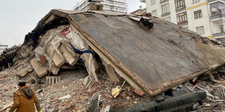 Powerful earthquake kills at least 72 in the Philippines – World Socialist Web Site