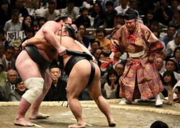 Grand Sumo Tournament comes to London for the second time outside Japan in the sport’s 1,500-year history – CBS News