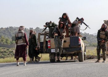Updates: Afghanistan’s Taliban, Pakistan say border clashes killed dozens – Al Jazeera