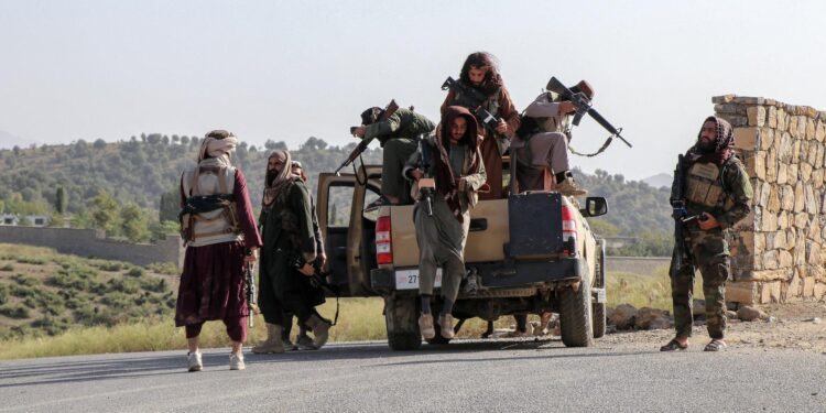 Updates: Afghanistan’s Taliban, Pakistan say border clashes killed dozens – Al Jazeera