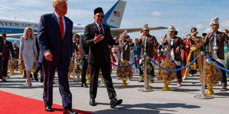 Trump’s Asia trip: US and China agree to framework of a trade deal – CNN