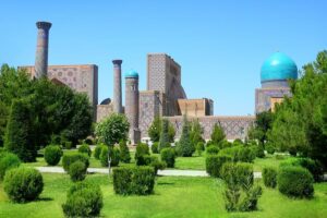 Uzbekistan’s Garden Blossoms at the Osaka Expo – The Times Of Central Asia
