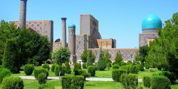 Uzbekistan’s Garden Blossoms at the Osaka Expo – The Times Of Central Asia