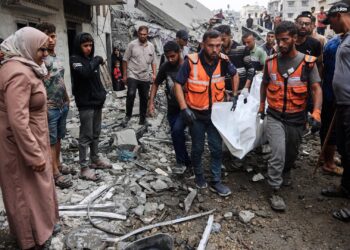 Israel recovers remains of 3 hostages from Gaza as fragile ceasefire holds – LiveNOW from FOX