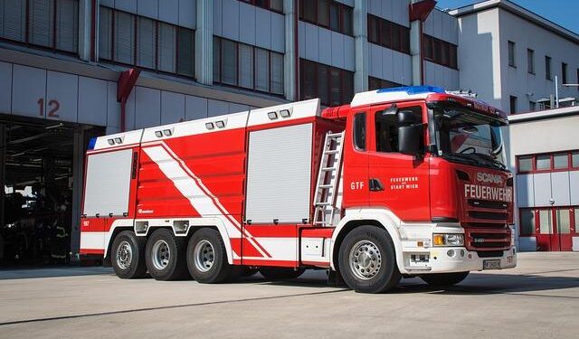 Large Fire Disrupts Flights at Bangladesh’s Main Airport – The New York Times