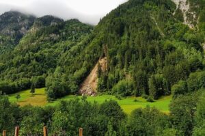 Indonesian rescuers search for nearly three dozen people after landslides killed at least 18 people – Laredo Morning Times