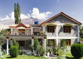 Pakistan’s army chief to get expanded powers under proposed reform – Reuters