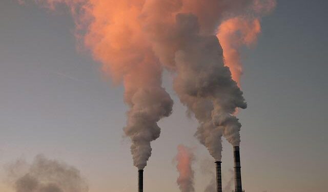 Tehran shrouded in thick smog as Iran burns dirty fuel amid energy crisis – Al Jazeera