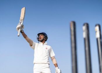 Cricket commentary | Pakistan vs Zimbabwe, 1st Match, Pakistan T20I Tri-Series 2025 – Cricbuzz.com