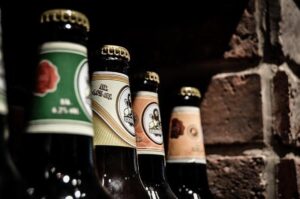 Long queues and high prices as Saudi Arabia quietly expands its only alcohol store – The Independent