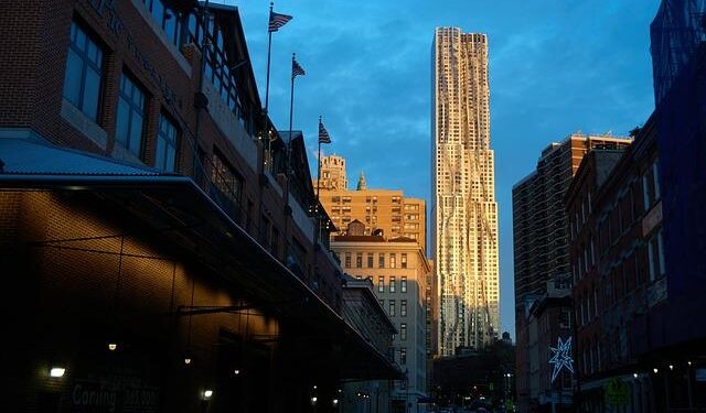 The Lure of a Rising Asian Metropolis? No Traffic. – The New York Times