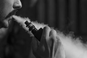 24 weeks’ jail for man who tried to smuggle vapes into Singapore, drove without licence – The Straits Times