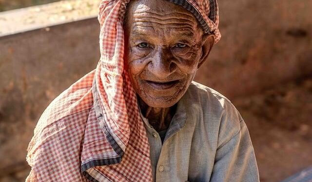 Singapore government raises retirement and re-employment age again – MSN