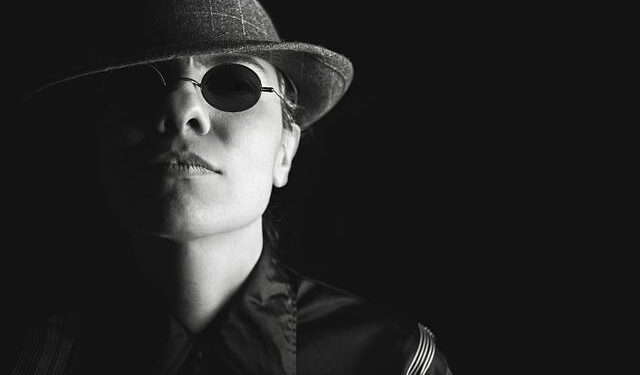 Moment Scots crime boss Steven Lyons is paraded by Bali cops after arrest – The Sun