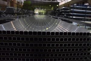 Aluminum factories in UAE, Bahrain report damages from Iranian attacks – bastillepost.com