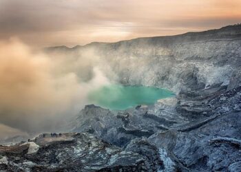 7.4-magnitude earthquake rocks Indonesia, scary video surfaces: ‘Hazardous’ tsunami warning issued – WION