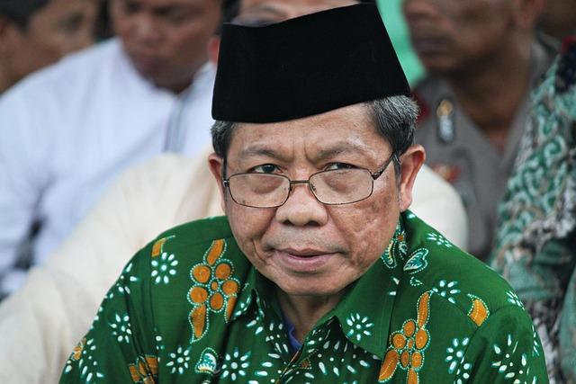 Old clips of Indonesian leader misrepresented as train crash site visit – Yahoo