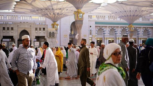 Muslims Embark on Annual Hajj Amid Rising War Concerns